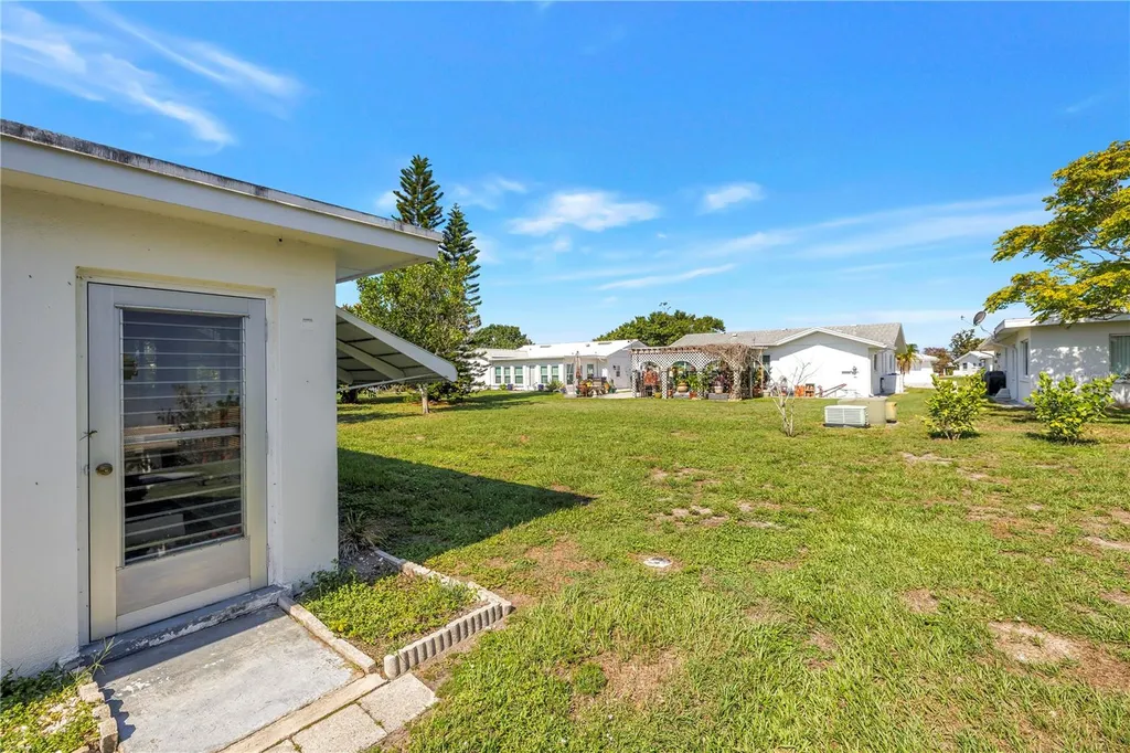 802 Buttonwood Drive Bradenton FL 34208