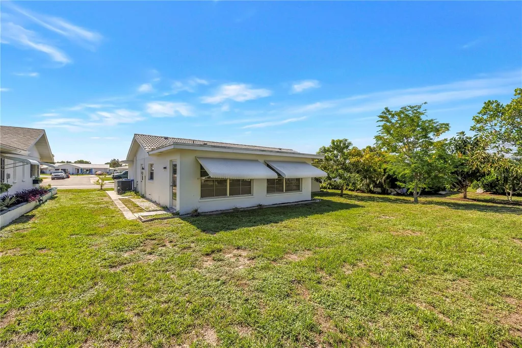 802 Buttonwood Drive Bradenton FL 34208