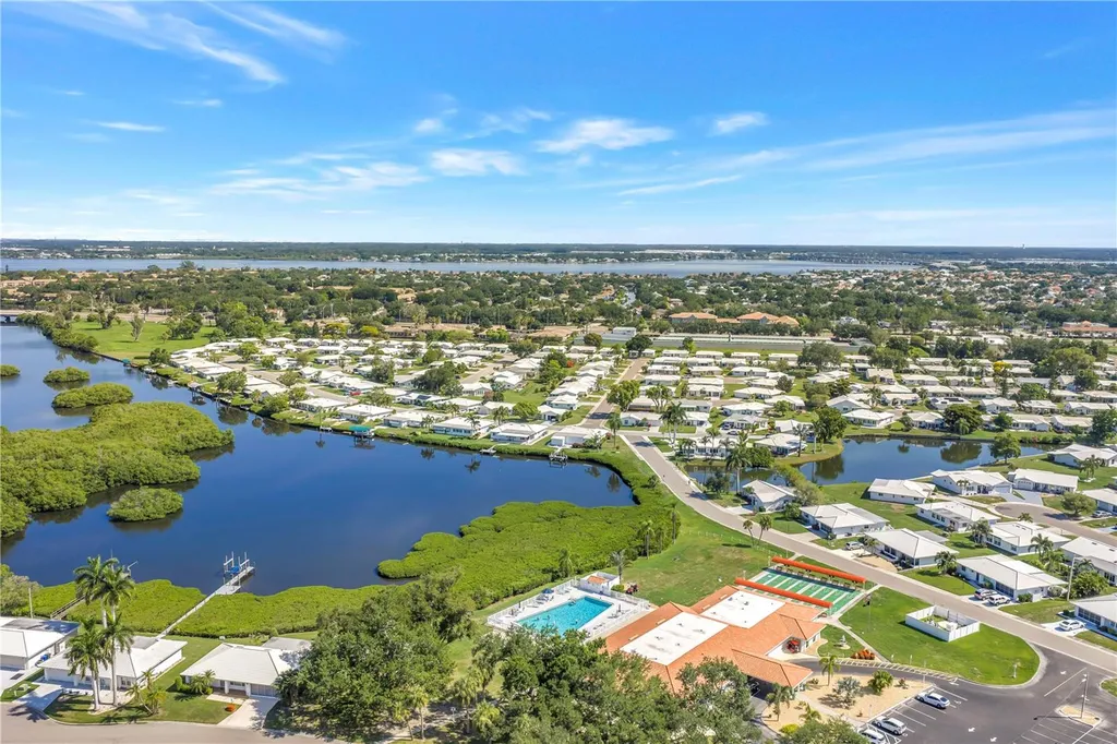 802 Buttonwood Drive Bradenton FL 34208