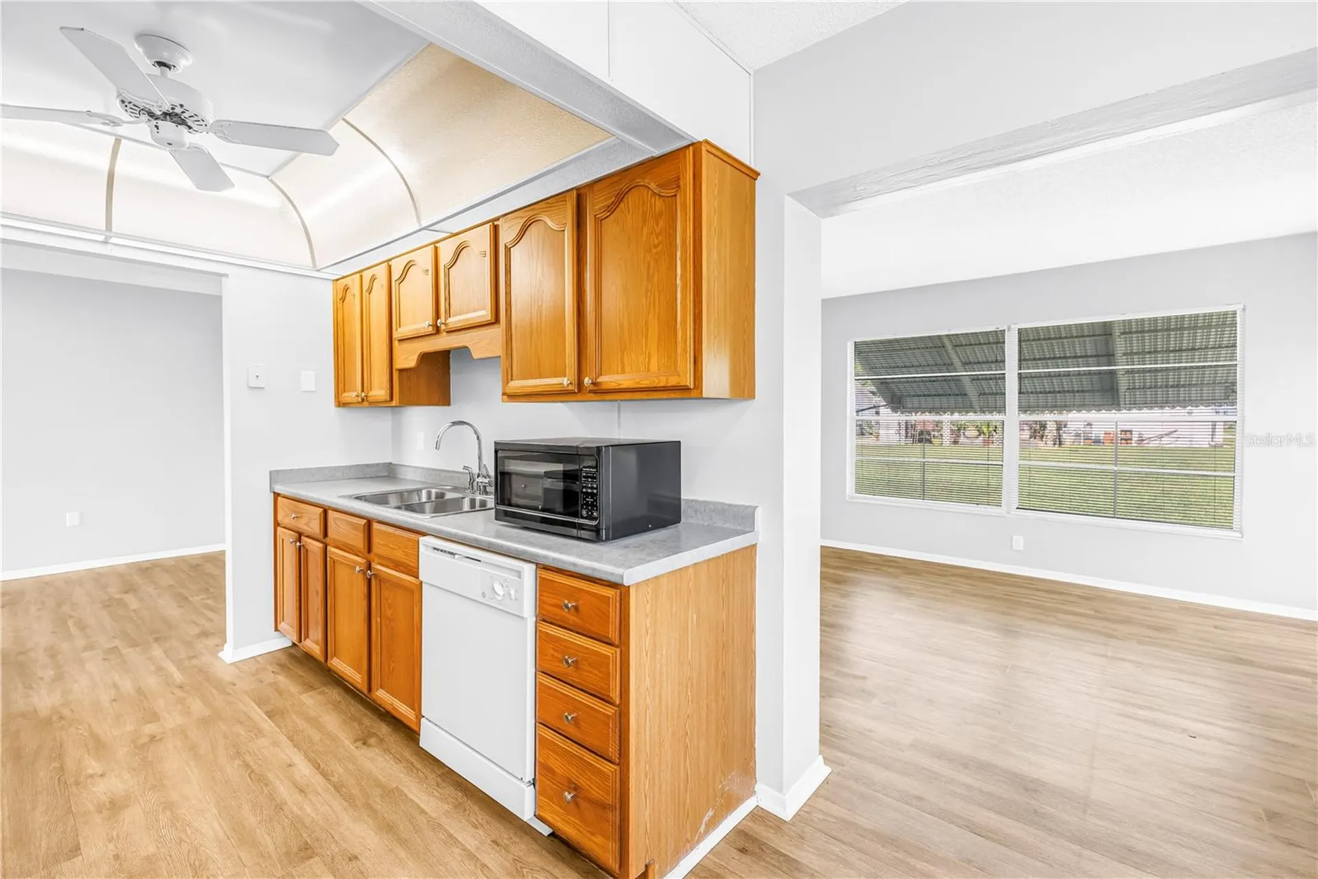 802 Buttonwood Drive Bradenton FL 34208