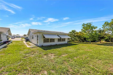 802 Buttonwood Drive Bradenton FL 34208