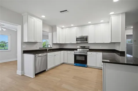 908 24th Avenue W Palmetto FL 34221