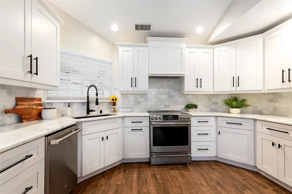 804 Silverwood Drive Lake Mary FL 32746