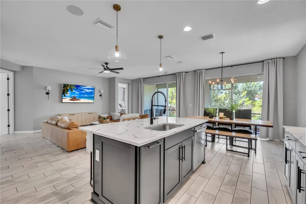 16942 Savory Mist Circle Bradenton FL 34211