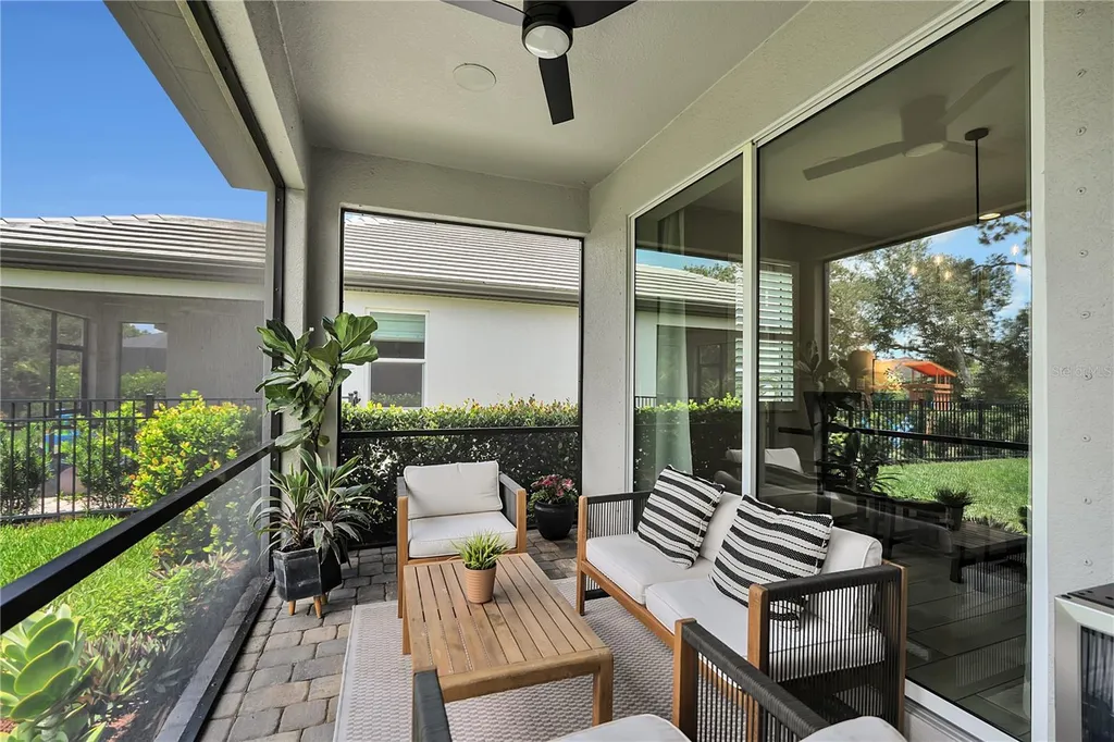 16942 Savory Mist Circle Bradenton FL 34211
