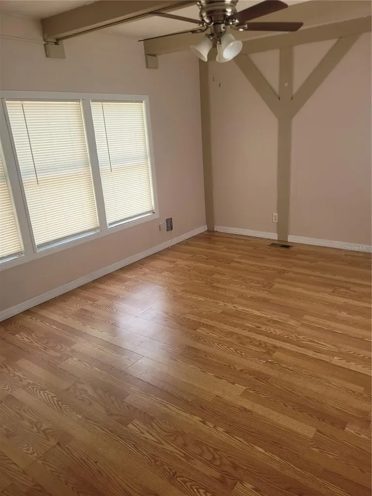 13164 SE 102nd Terrace Ocklawaha FL 32179