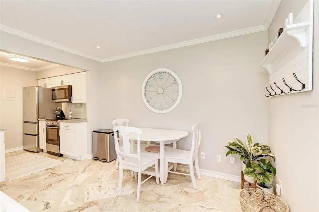 5683 Midnight Pass Road Sarasota FL 34242