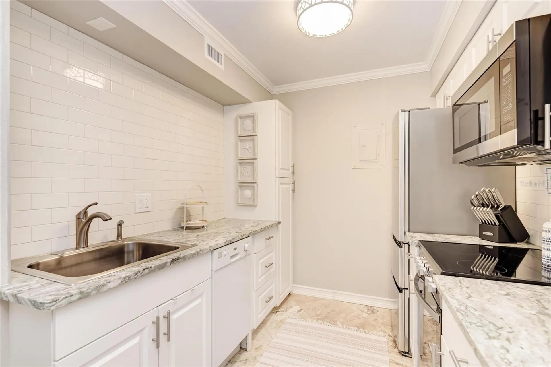 5683 Midnight Pass Road Sarasota FL 34242