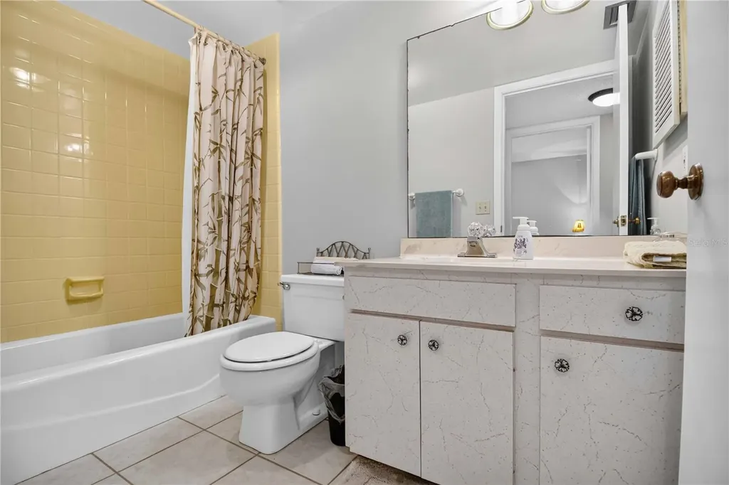 755 Oakview Drive Bradenton FL 34210