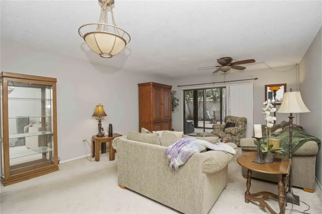 755 Oakview Drive Bradenton FL 34210