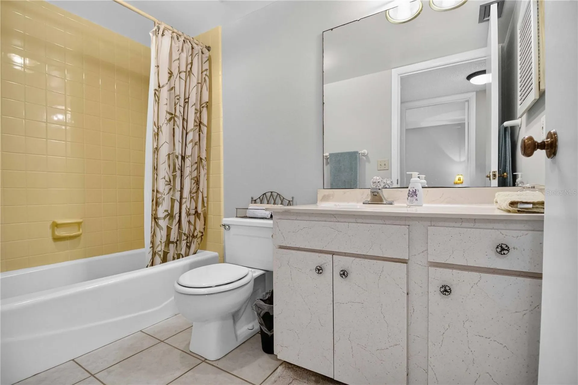 755 Oakview Drive Bradenton FL 34210