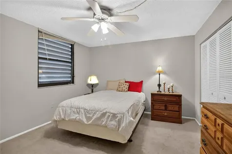 755 Oakview Drive Bradenton FL 34210