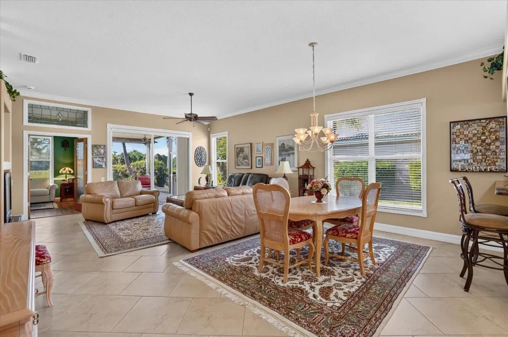 7128 Drewrys Bluff Bradenton FL 34203