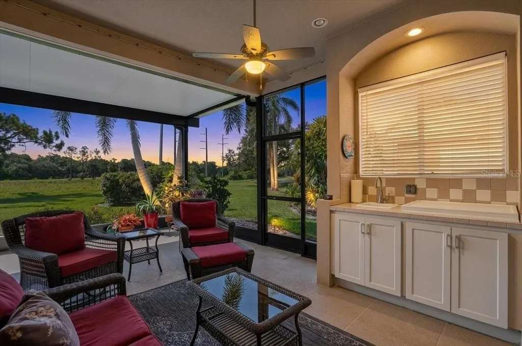 7128 Drewrys Bluff Bradenton FL 34203