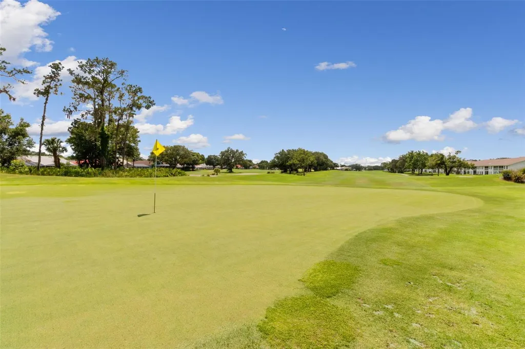 7128 Drewrys Bluff Bradenton FL 34203