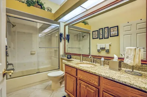 7128 Drewrys Bluff Bradenton FL 34203