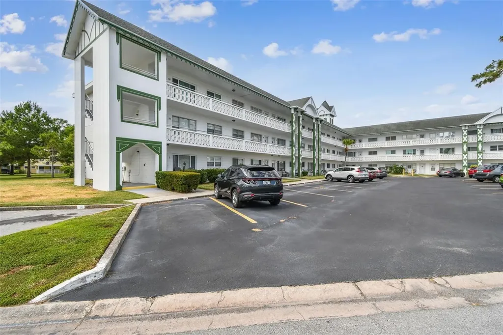 2469 Franciscan Drive Clearwater FL 33763
