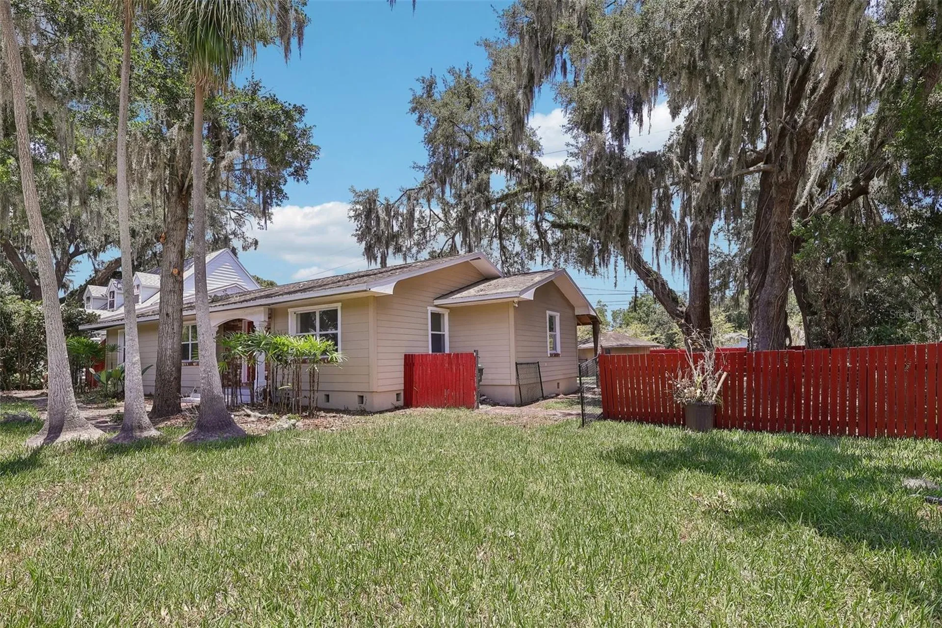 211 Prado Place Lakeland FL 33803
