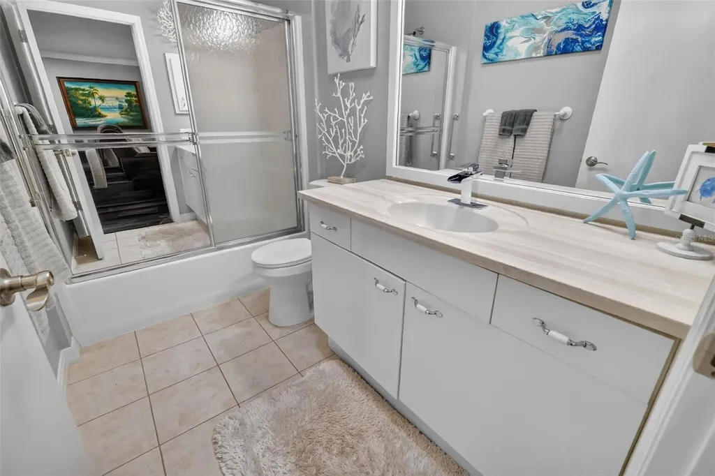 1004 Laredo Lane Lady Lake FL 32159