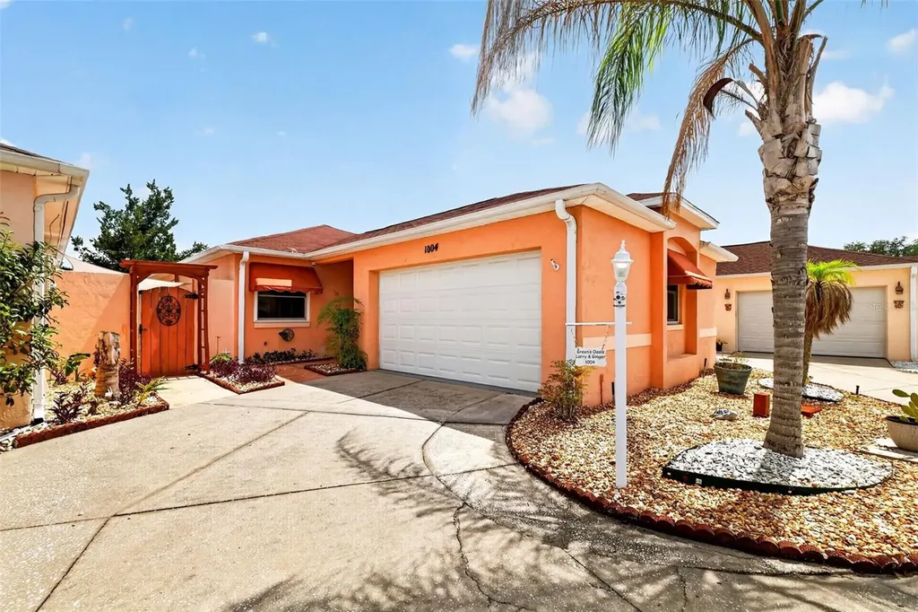 1004 Laredo Lane Lady Lake FL 32159