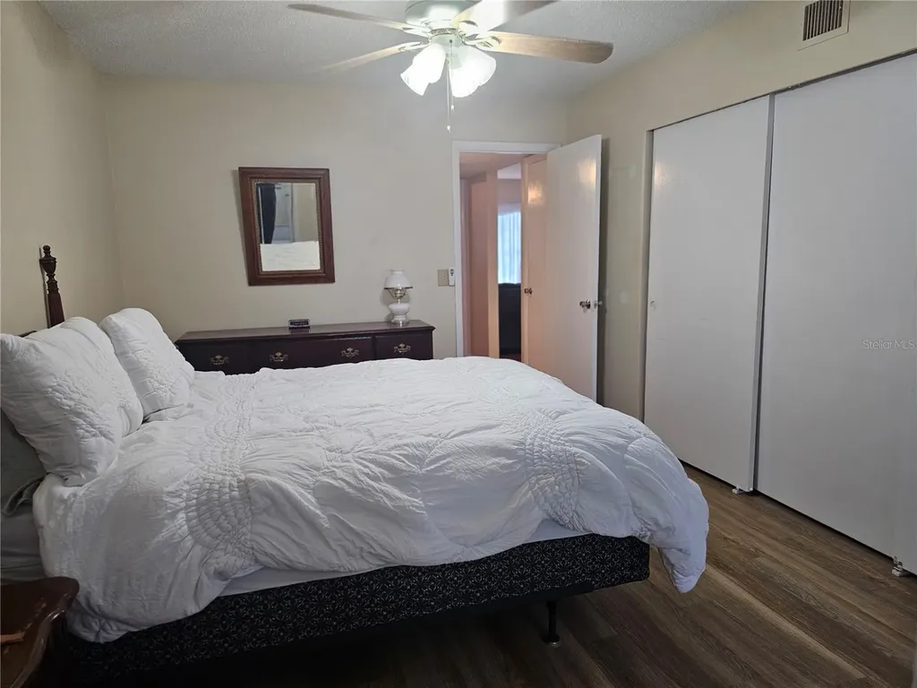 2469 Franciscan Drive Clearwater FL 33763