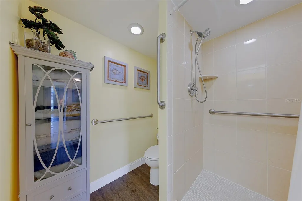 1460 Gulf Boulevard Clearwater FL 33767