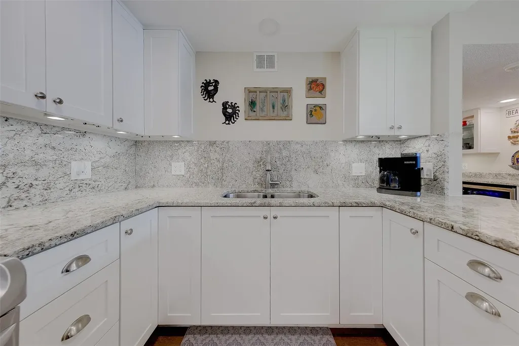 1460 Gulf Boulevard Clearwater FL 33767