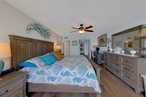 1460 Gulf Boulevard Clearwater FL 33767