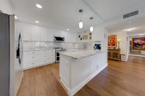 1460 Gulf Boulevard Clearwater FL 33767