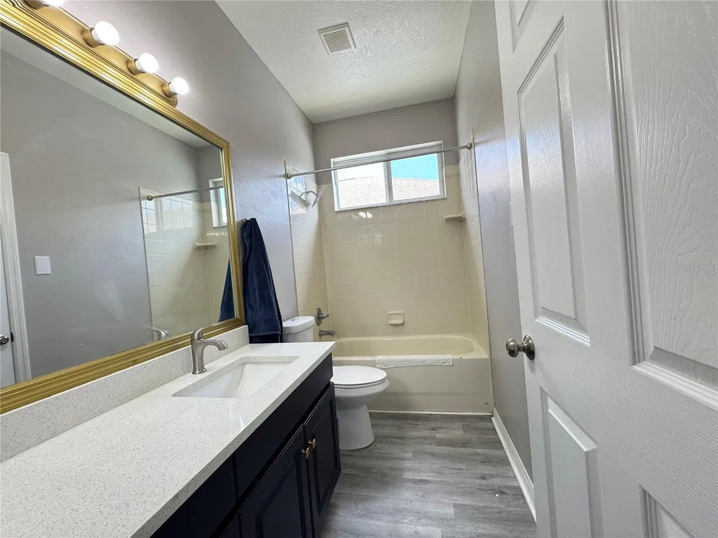 10868 Standing Stone Drive Wimauma FL 33598