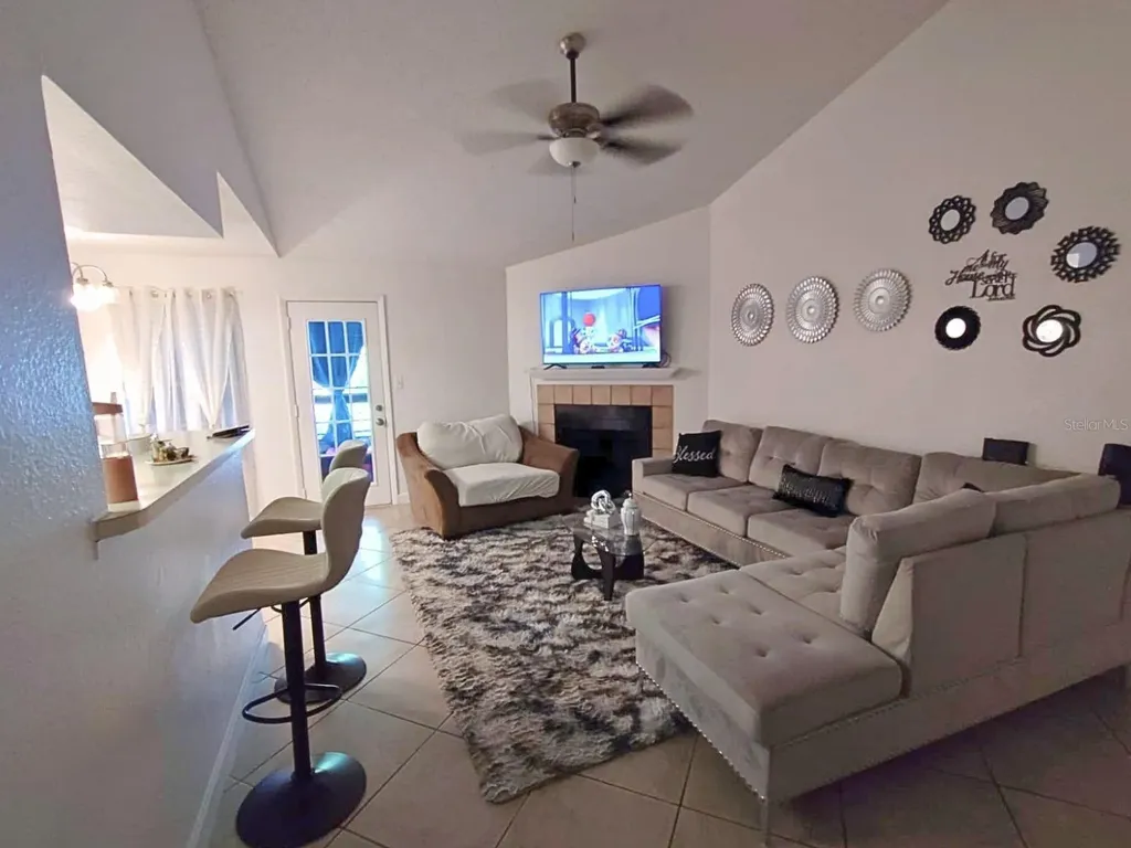 4275 Perkinshire Lane Orlando FL 32822