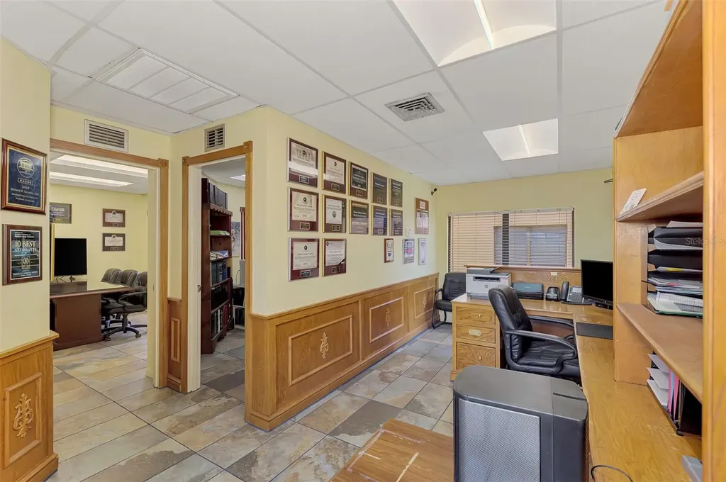 2831 Ringling Boulevard Sarasota FL 34237