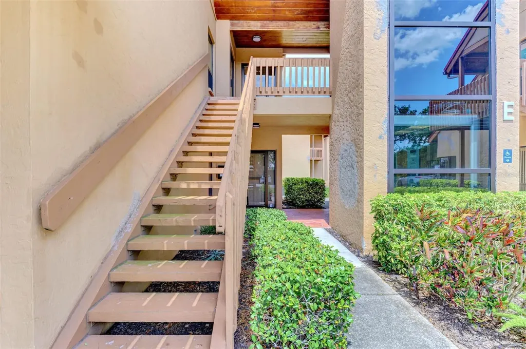 2831 Ringling Boulevard Sarasota FL 34237