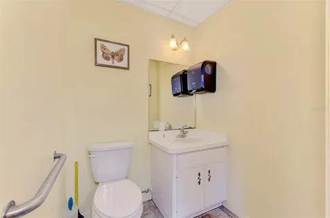 2831 Ringling Boulevard Sarasota FL 34237