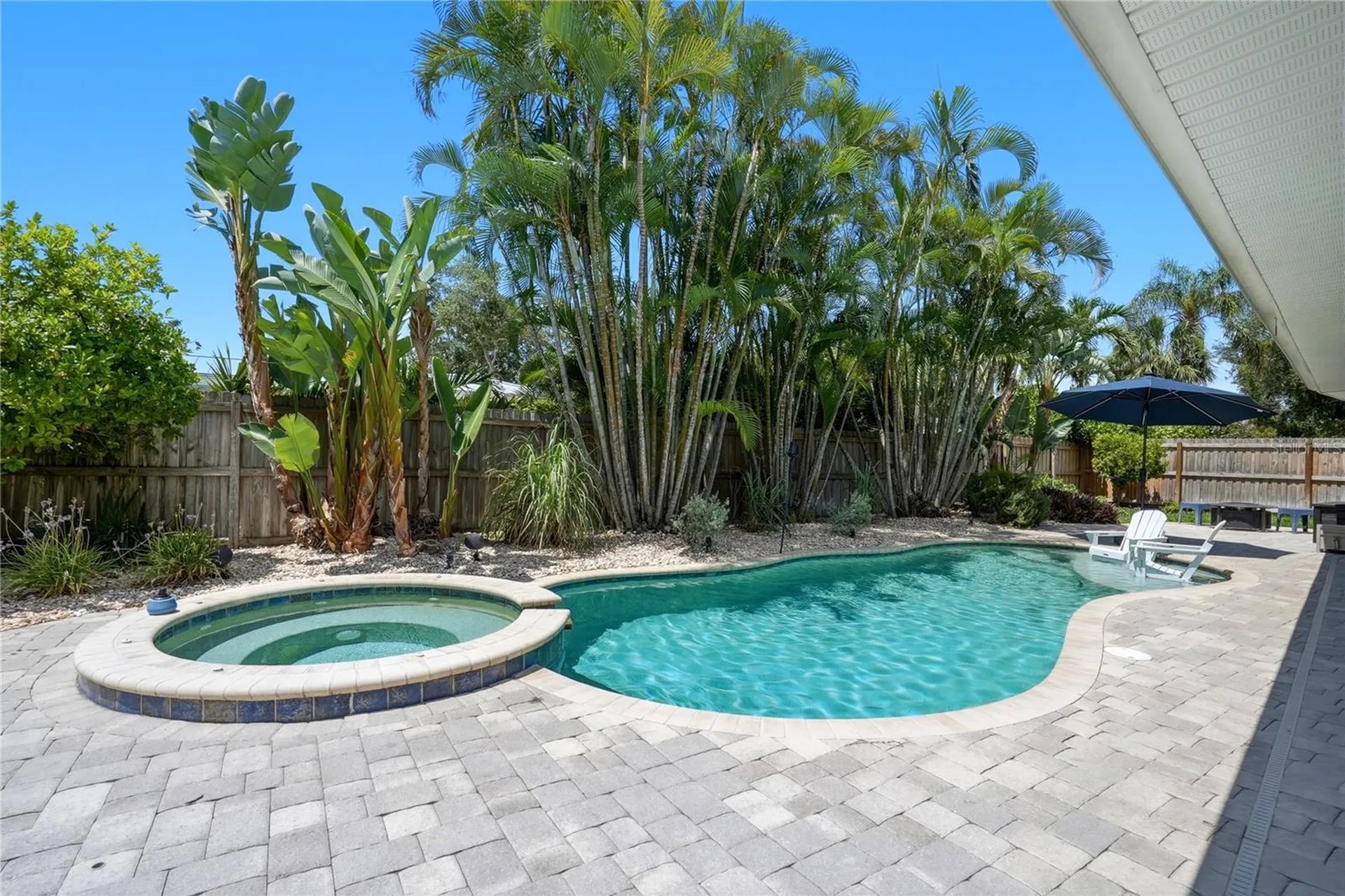 1122 45th Avenue NE St Petersburg FL 33703