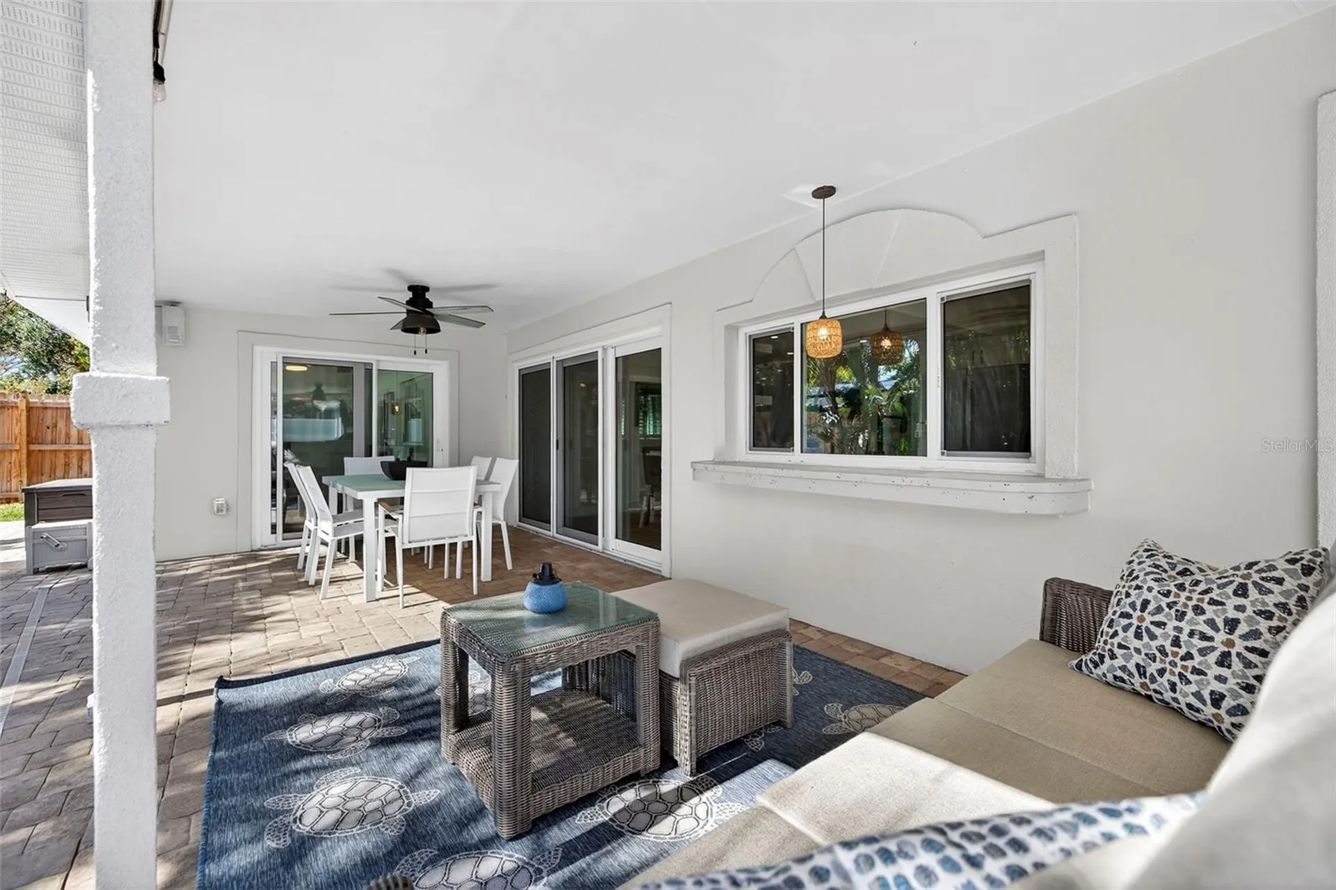1122 45th Avenue NE St Petersburg FL 33703