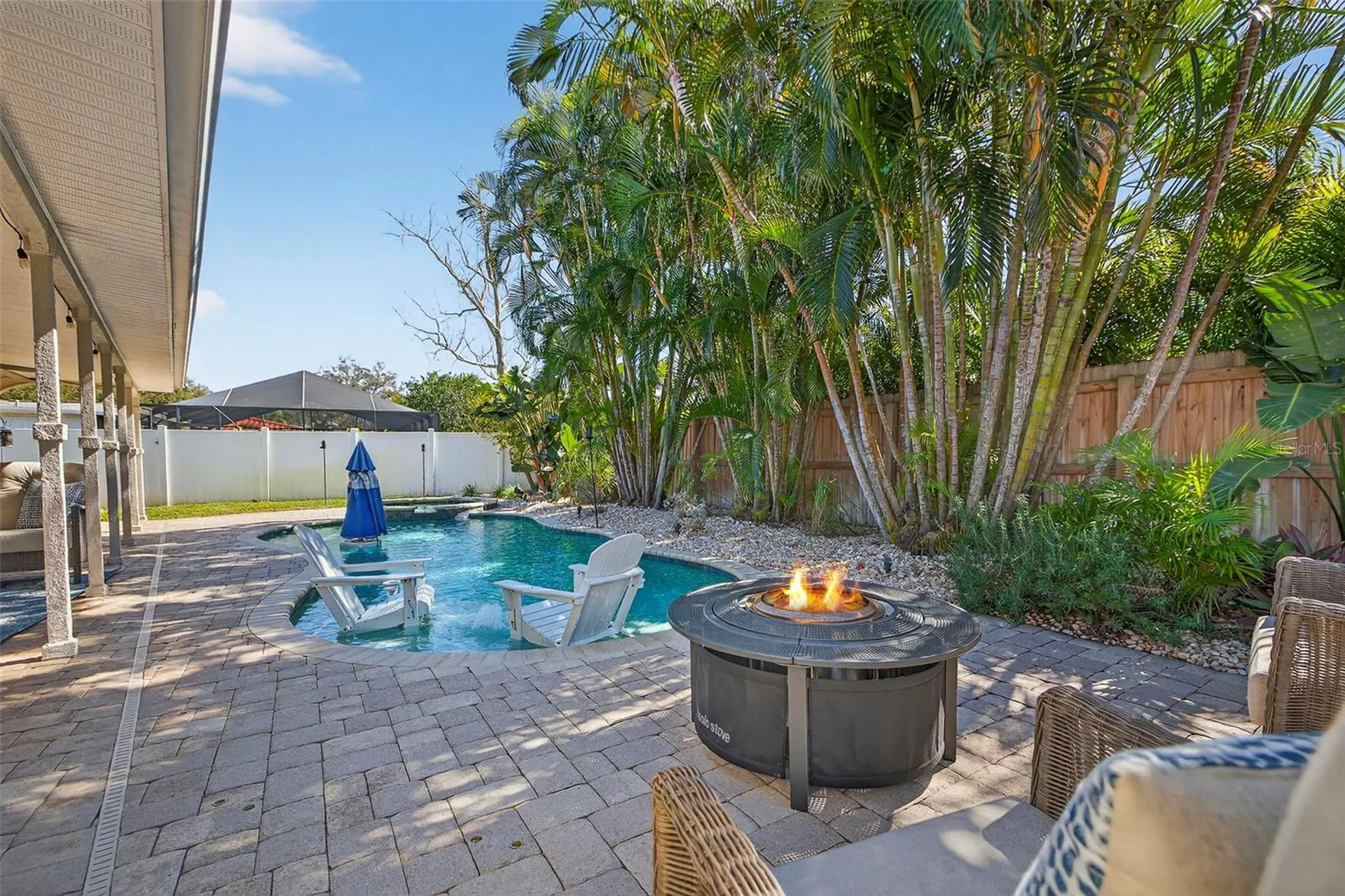 1122 45th Avenue NE St Petersburg FL 33703