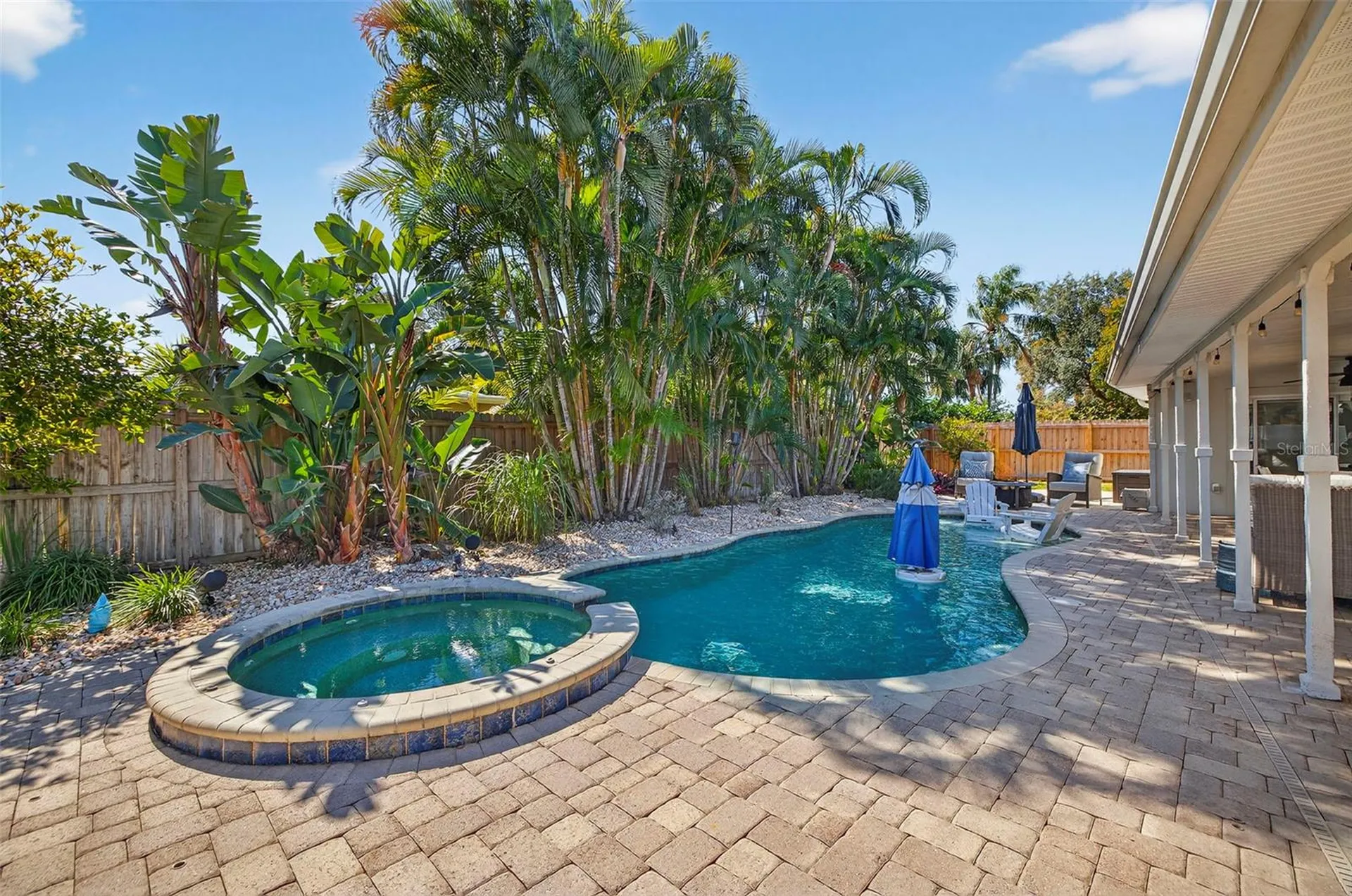 1122 45th Avenue NE St Petersburg FL 33703