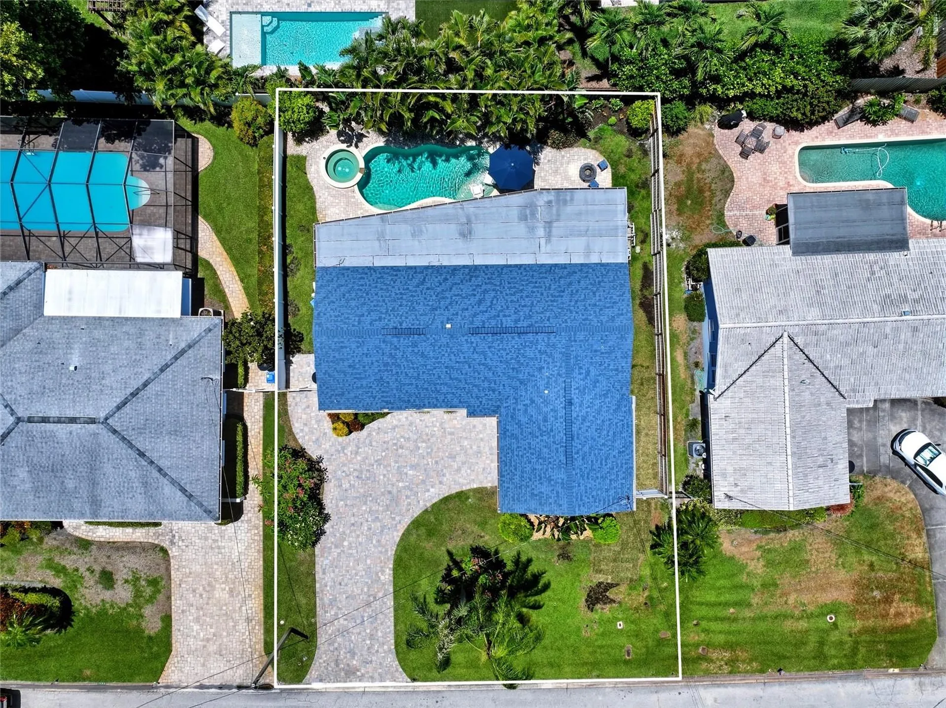 1122 45th Avenue NE St Petersburg FL 33703