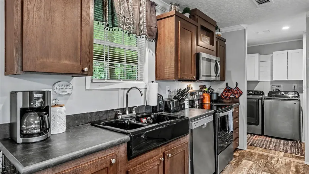 12615 Old Dade City Road Kathleen FL 33849