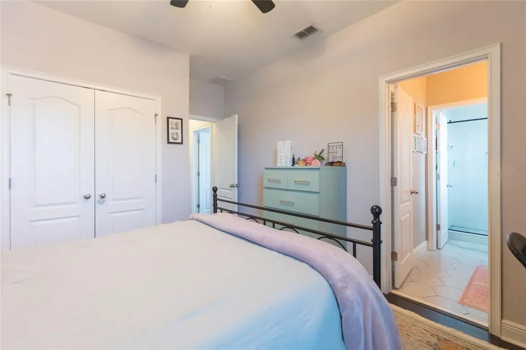 20105 Eagles Landing Way Tampa FL 33647