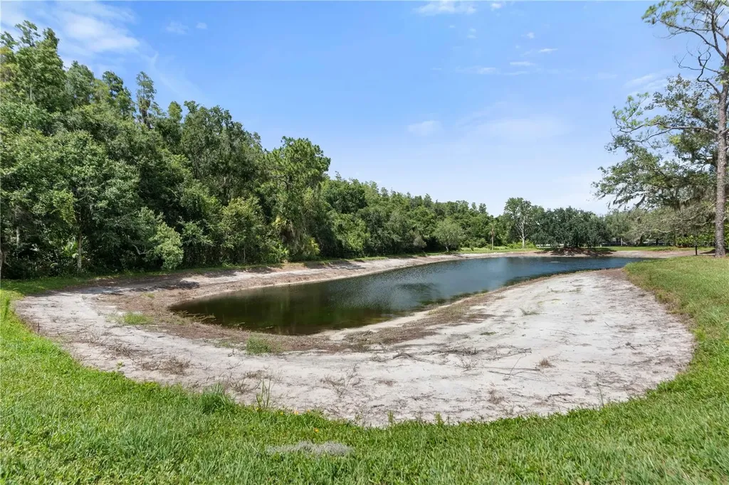 5100 Burchette Road Tampa FL 33647