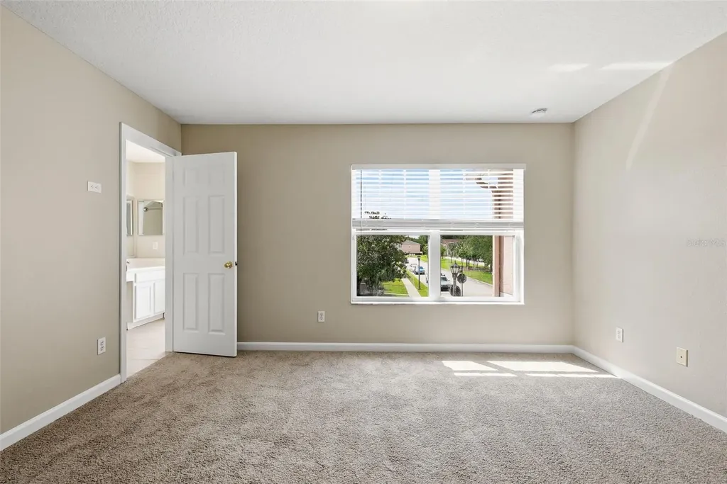 901 Pine Pointe Lane Orlando FL 32828