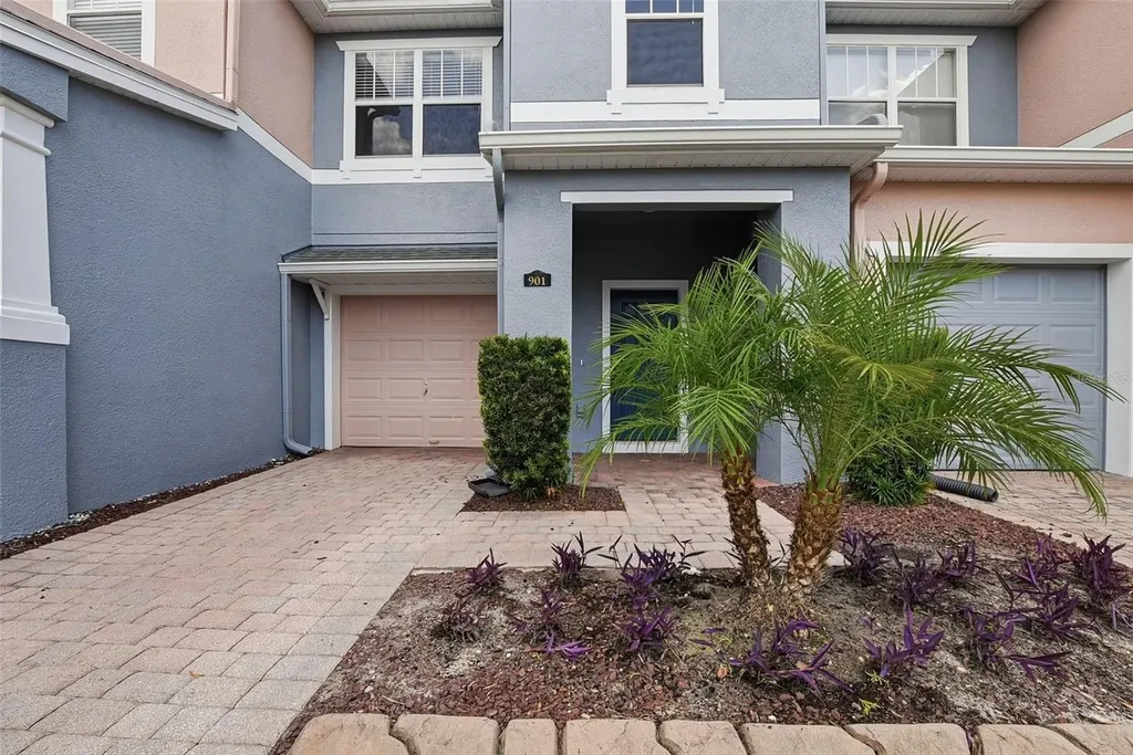 901 Pine Pointe Lane Orlando FL 32828