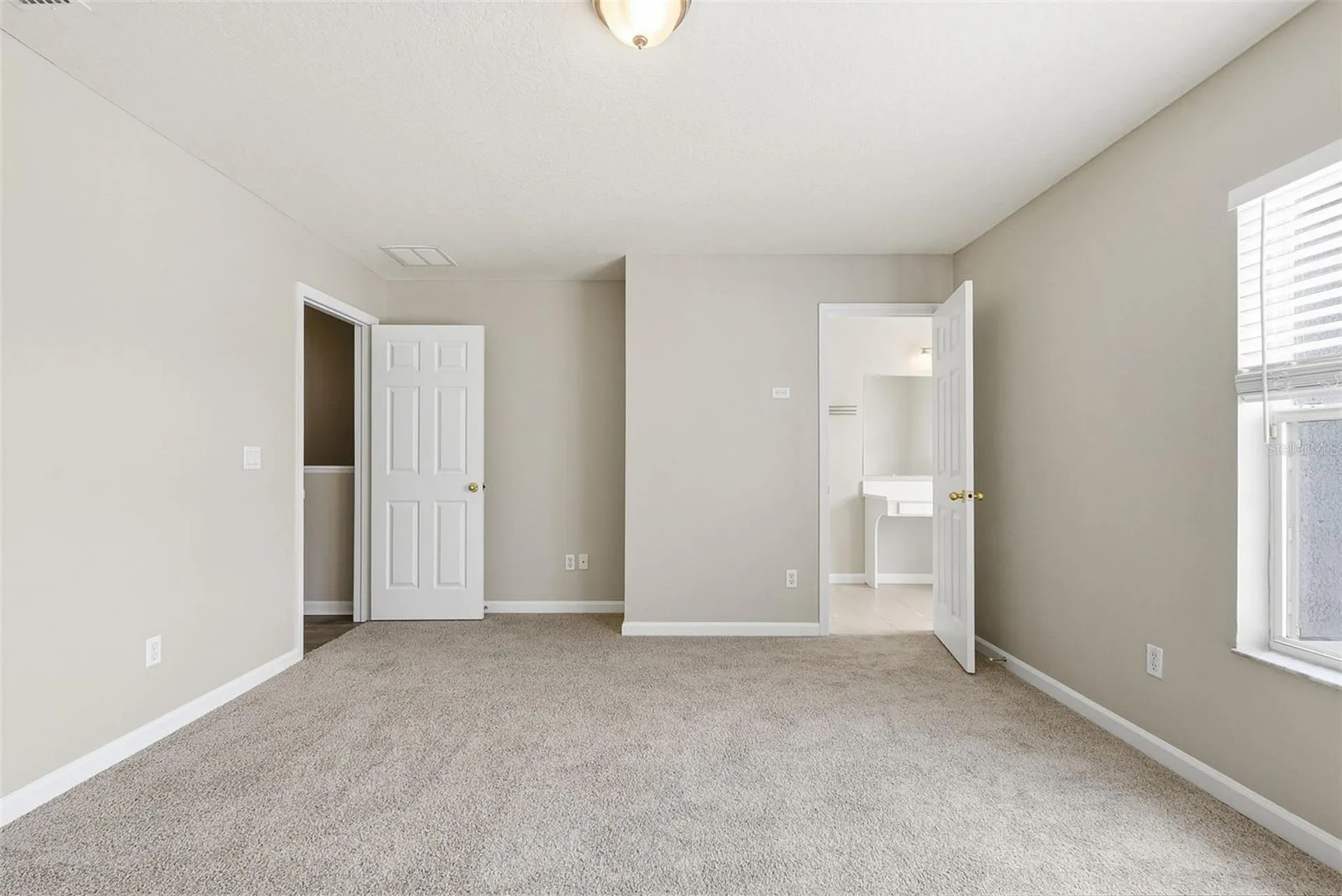 901 Pine Pointe Lane Orlando FL 32828