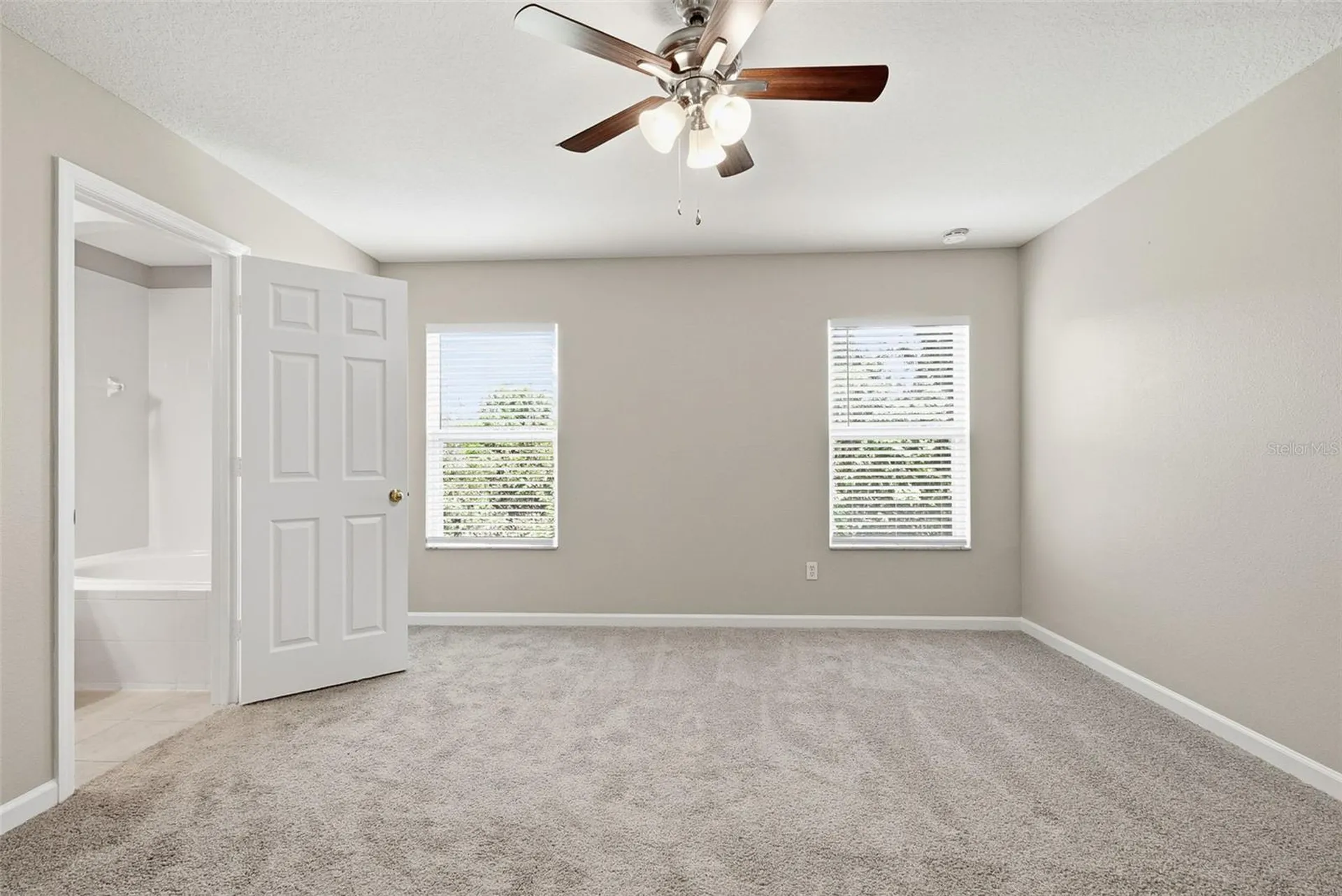 901 Pine Pointe Lane Orlando FL 32828