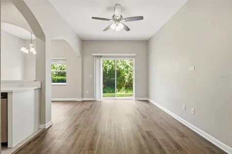 901 Pine Pointe Lane Orlando FL 32828