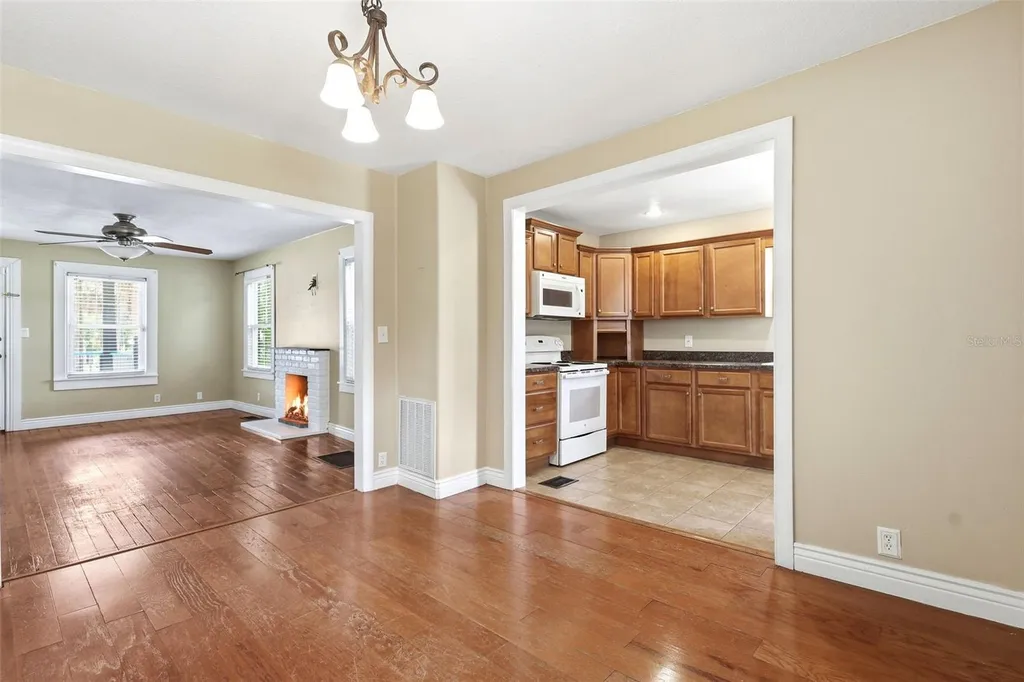 347 W Wisconsin Avenue Deland FL 32720