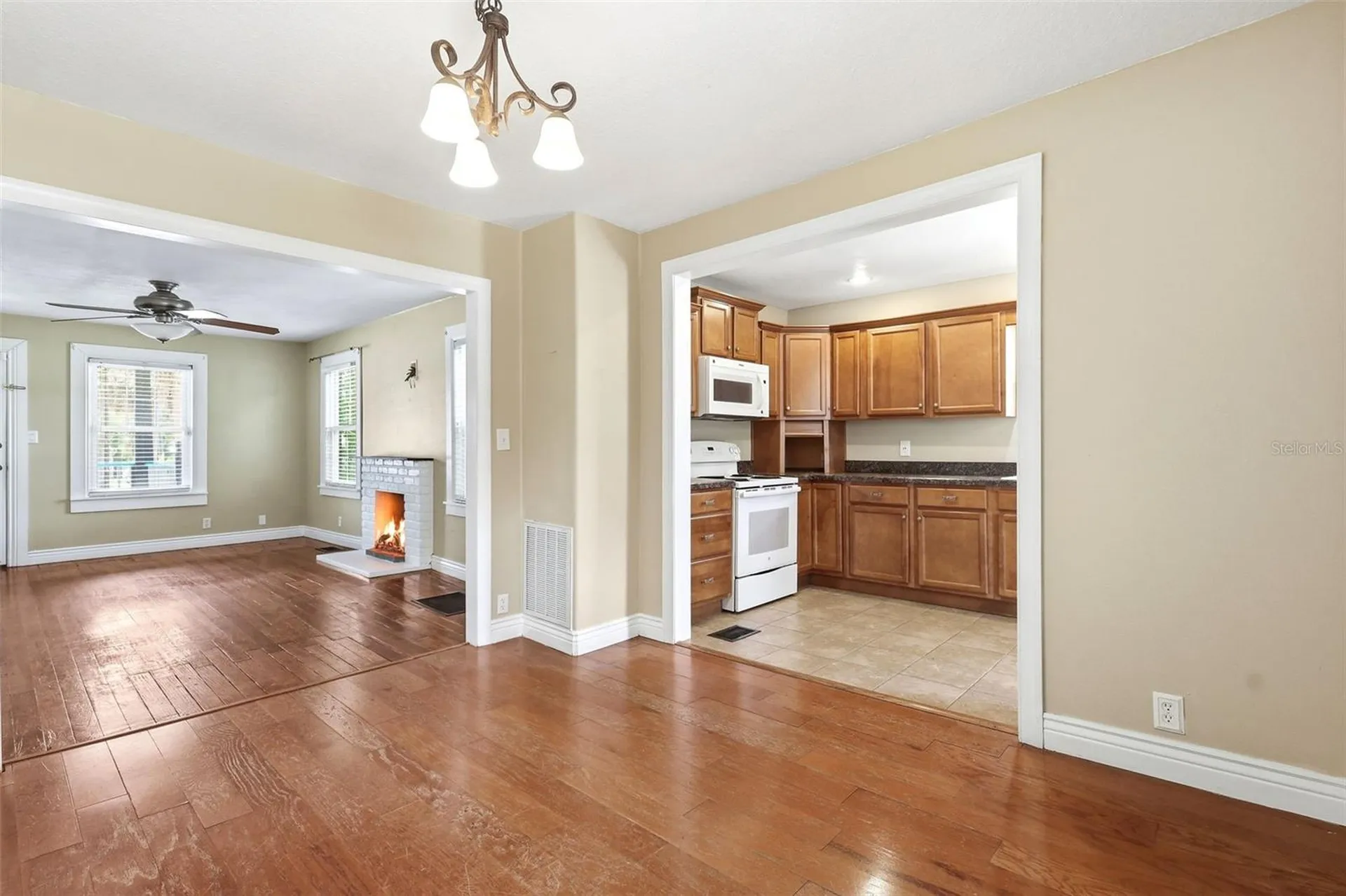 347 W Wisconsin Avenue Deland FL 32720
