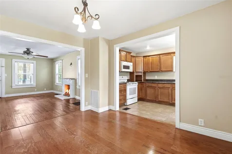 347 W Wisconsin Avenue Deland FL 32720